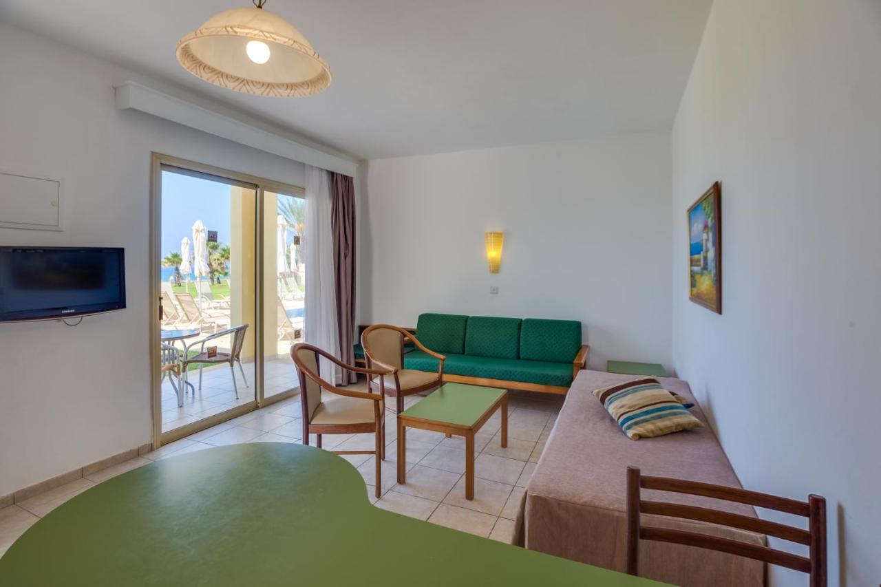 Panas Villas Ayia Napa Bagian luar foto
