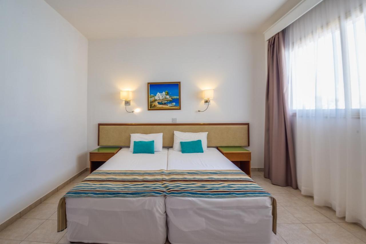 Panas Villas Ayia Napa Bagian luar foto