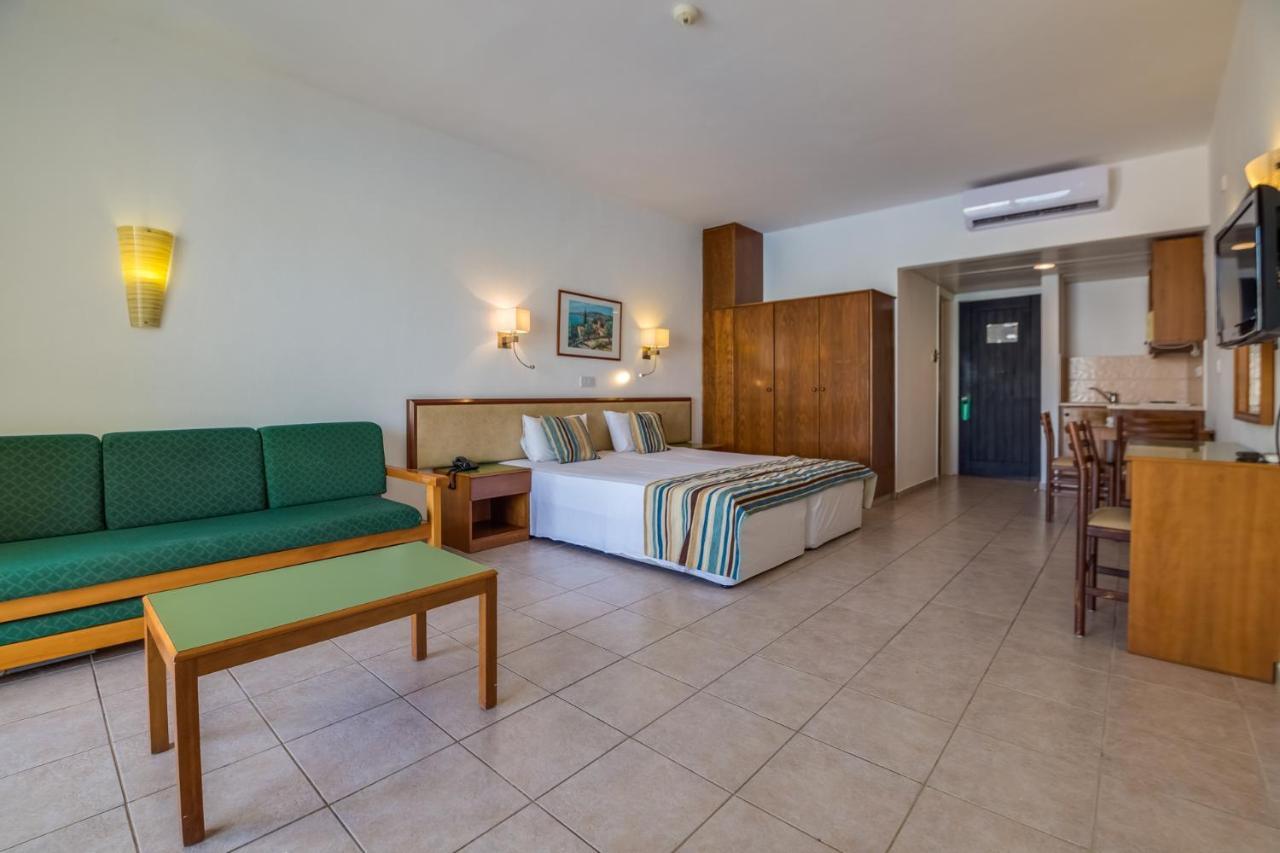 Panas Villas Ayia Napa Bagian luar foto